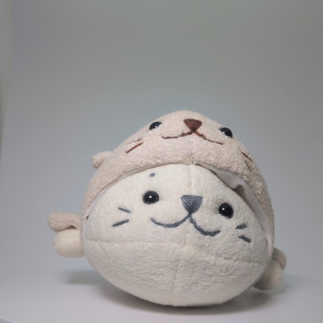 ラッコに変身しろたん